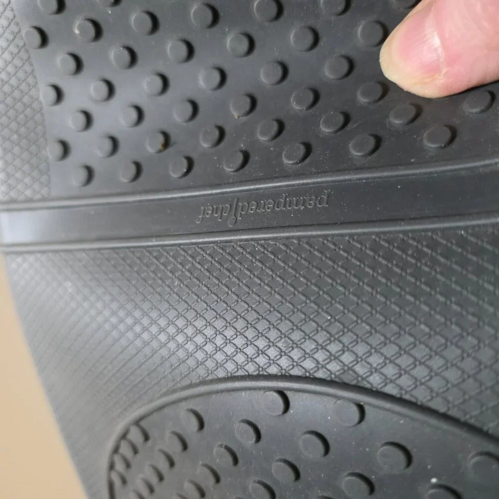 Pampered Chef Oven Mitts